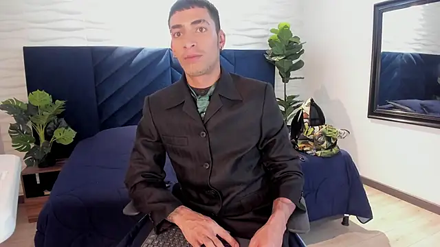 DrakeNeumann online show from February 2025 03:18:01 AM