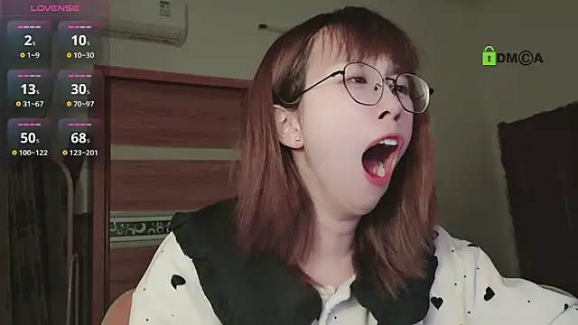 Lili 666 online show from March 2025 05:39:02 PM