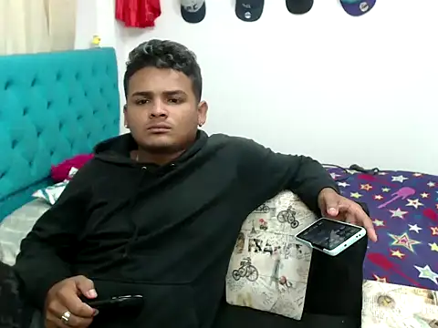 Boycuriousxxx online show from February 2025 07:10:01 PM