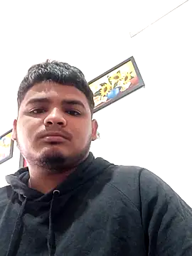 Snapshot of Boycuriousxxx chatting on May 2026 12:11:01 PM Boycuriousxxx online show from May 2026 12:11:01 PM