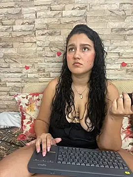 saray gomez22 online show from February 2025 01:55:02 AM