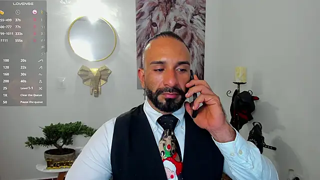 mr maik online show from December 2024 02:22:01 PM