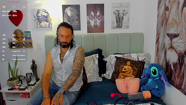 mr maik online show from November 2025 10:19:02 PM