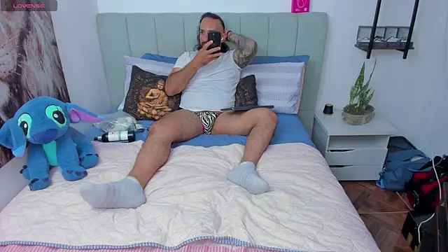 mr maik online show from January 2026 01:10:02 AM