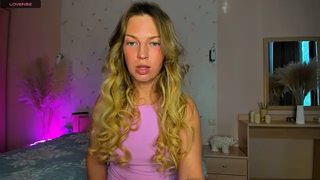 Jeanne Williams online show from February 2025 09:28:01 AM