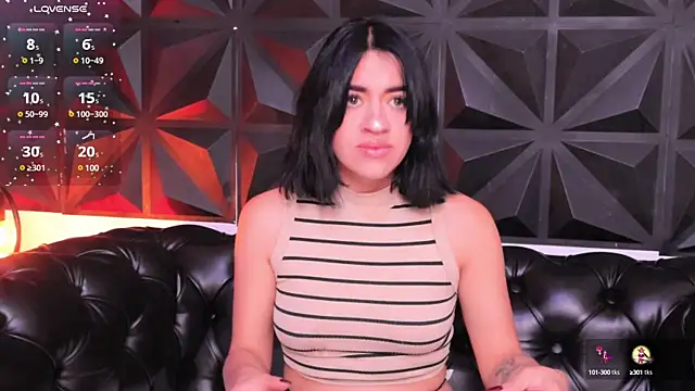 Snapshot of KasiaNoir_ chatting on January 2025 12:48:02 PM KasiaNoir online show from January 2025 12:48:02 PM