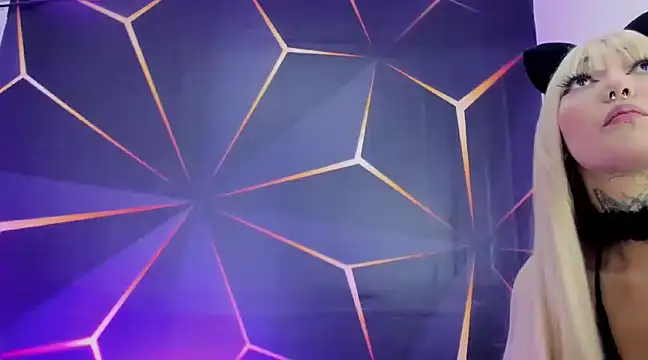 Snapshot of filletatouee chatting on January 2025 07:25:02 AM filletatouee online show from January 2025 07:25:02 AM