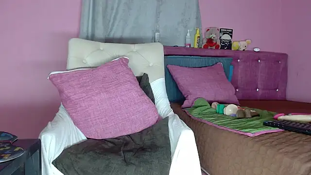 KeillyDiaz online show from January 2025 01:19:02 PM