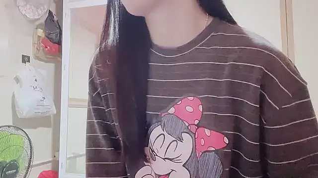 LinhChi 9x online show from January 2026 12:51:02 PM