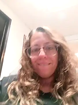 miss hanna07 online show from March 2025 06:56:01 PM