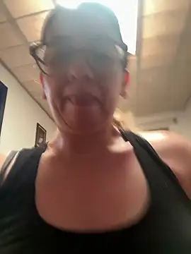 Snapshot of miss_hanna07 chatting on March 2026 03:19:02 PM miss hanna07 online show from March 2026 03:19:02 PM