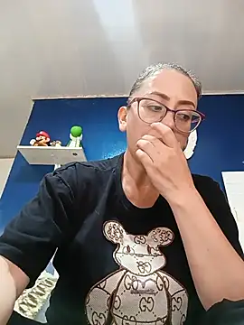 Snapshot of miss_hanna07 chatting on June 2026 06:03:02 PM miss hanna07 online show from June 2026 06:03:02 PM