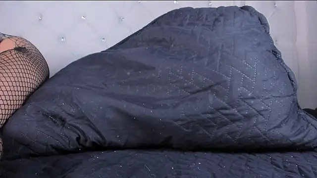 Snapshot of Annieefoxx chatting on January 2025 12:27:01 AM Annieefoxx online show from January 2025 12:27:01 AM