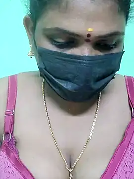 Snapshot of malliga98 chatting on February 2025 08:53:02 PM malliga98 online show from February 2025 08:53:02 PM