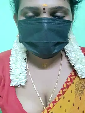 Snapshot of malliga98 chatting on February 2025 08:26:01 PM malliga98 online show from February 2025 08:26:01 PM