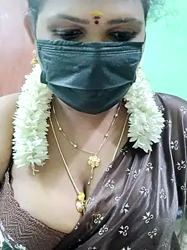 Snapshot of malliga98 chatting on September 2025 06:32:02 PM malliga98 online show from September 2025 06:32:02 PM