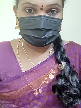 Snapshot of malliga98 chatting on November 2025 09:31:01 PM malliga98 online show from November 2025 09:31:01 PM