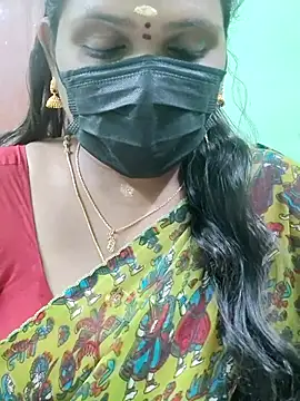 Snapshot of malliga98 chatting on November 2025 06:18:01 PM malliga98 online show from November 2025 06:18:01 PM