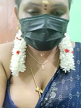 Snapshot of malliga98 chatting on November 2025 06:18:01 PM malliga98 online show from November 2025 06:18:01 PM