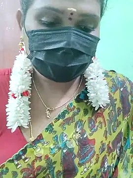 Snapshot of malliga98 chatting on November 2025 07:15:01 PM malliga98 online show from November 2025 07:15:01 PM