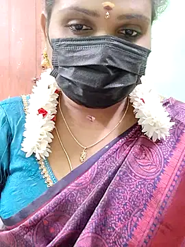 Snapshot of malliga98 chatting on November 2025 06:12:01 PM malliga98 online show from November 2025 06:12:01 PM