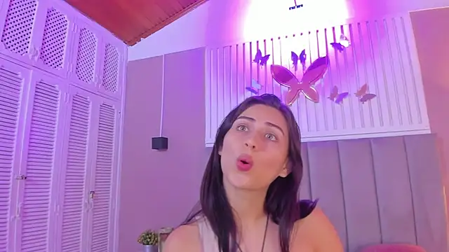 diosa cristal online show from February 2025 03:18:02 AM