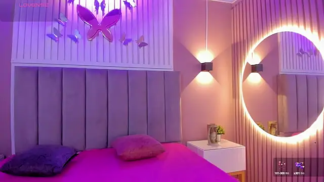 diosa cristal online show from February 2025 03:42:01 AM