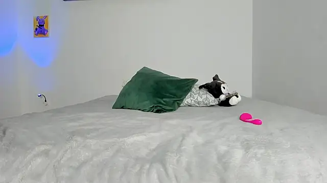 Snapshot of megan_dolly777 chatting on January 2025 08:29:01 AM megan dolly777 online show from January 2025 08:29:01 AM