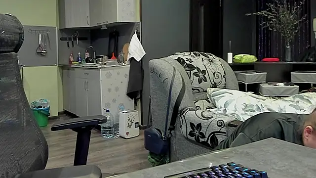 1lindsey1 online show from February 2025 04:24:02 PM