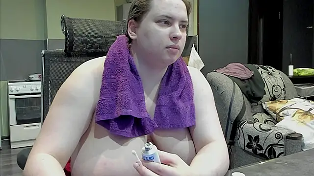 1lindsey1 online show from March 2025 06:18:01 PM