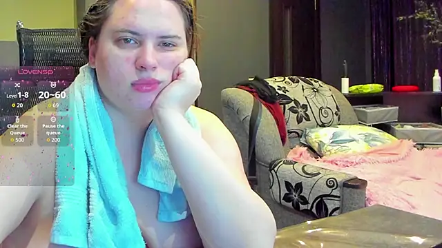 1lindsey1 online show from September 2025 01:39:01 AM