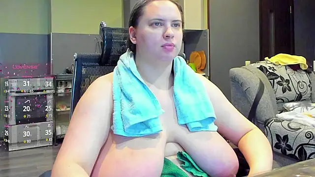 1lindsey1 online show from October 2025 01:04:02 AM