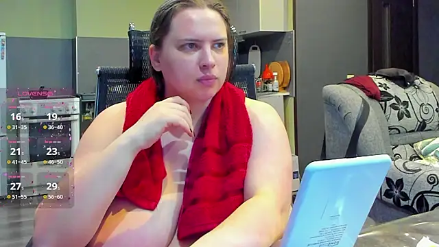 1lindsey1 online show from October 2025 05:01:01 PM