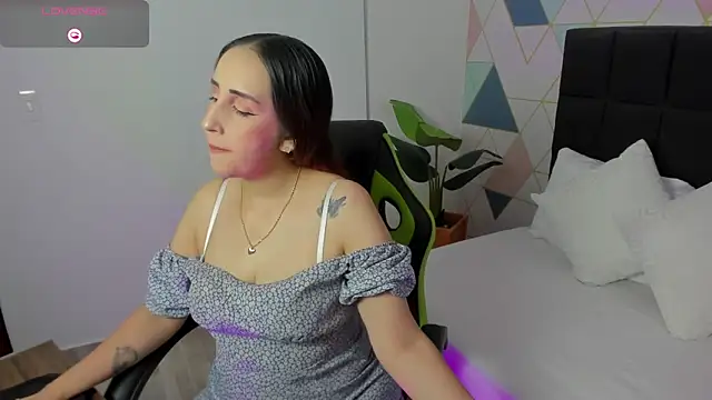 jadde13  online show from October 2025 08:04:01 PM