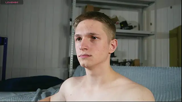 dustyn fox online show from February 2025 05:42:01 PM