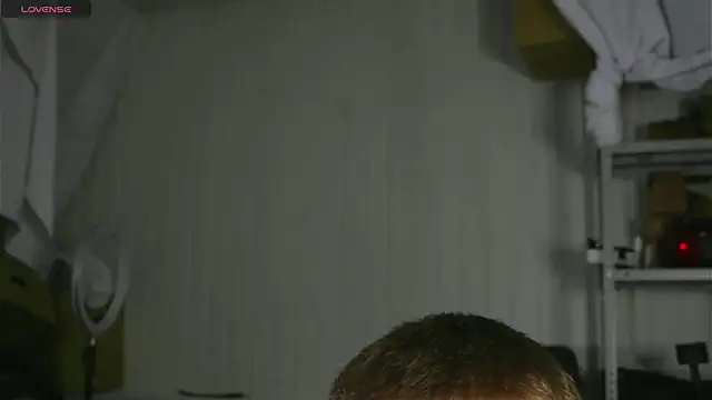 dustyn fox online show from February 2025 03:00:01 PM