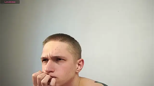 dustyn fox online show from February 2025 10:31:01 PM