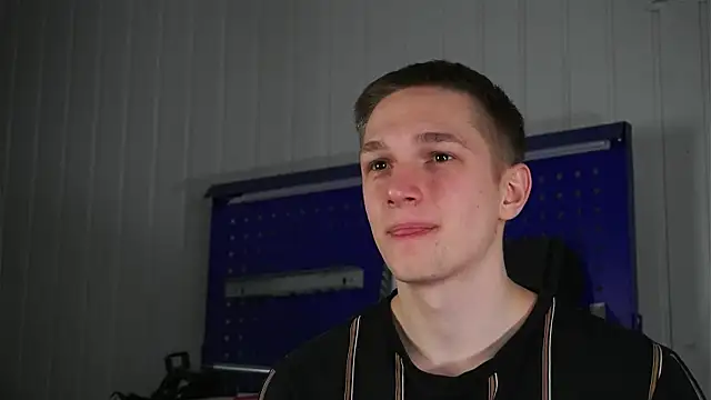 dustyn fox online show from February 2026 05:09:02 PM