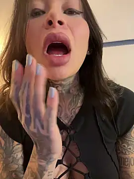 Iam Annii online show from February 2025 11:09:01 PM