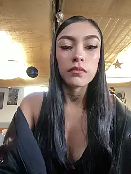 Effy Bonny online show from January 2025 06:25:01 PM