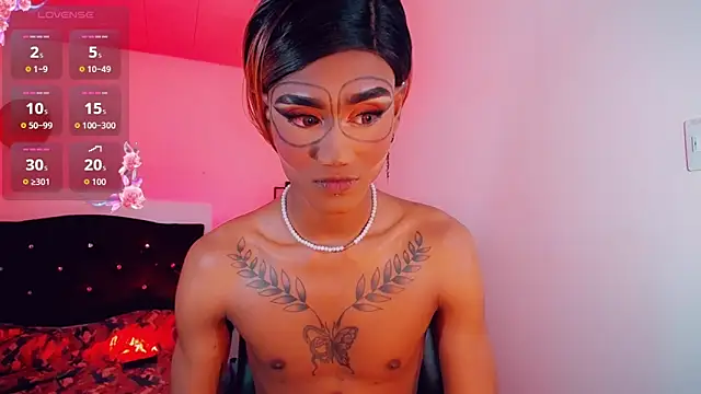 Kendall hornyy online show from October 2025 07:05:01 PM