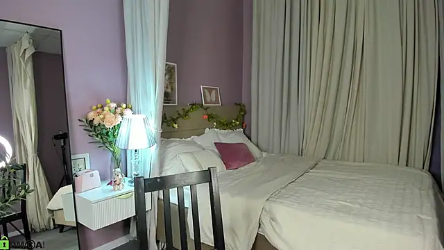 Snapshot of Dearly_Emily chatting on May 2026 05:30:02 PM Dearly Emily online show from May 2026 05:30:02 PM
