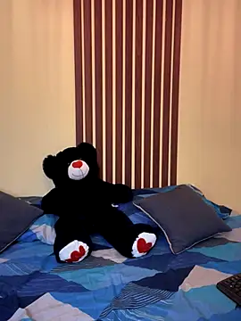  Shara Handal  online show from October 2025 08:54:02 AM