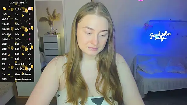 Demure Smile online show from February 2025 04:54:01 AM