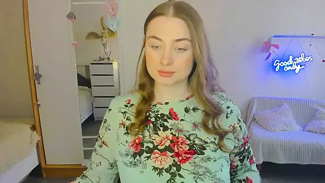 Demure Smile online show from February 2025 09:17:02 AM