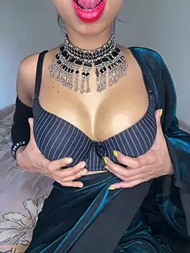 Hot-sexy222 online show from December 2024 03:03:02 AM