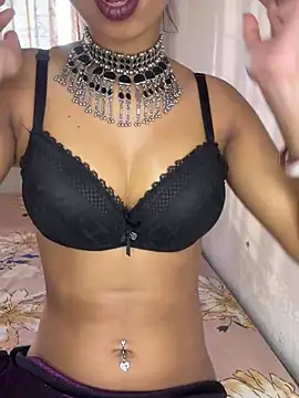 Hot-sexy222 online show from January 2025 11:32:01 AM