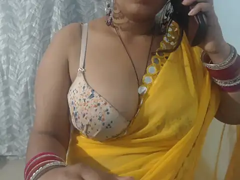 cute-priy online show from February 2025 08:39:02 AM