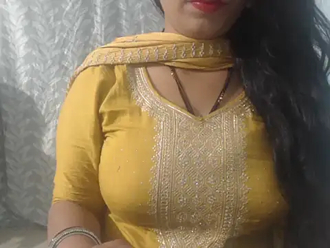 cute-priy online show from February 2025 11:31:01 AM