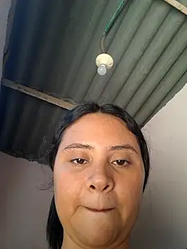 sexy-latin10 online show from October 2025 05:52:02 PM